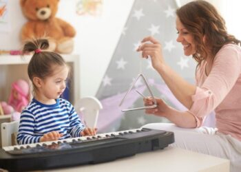 Quais são os benefícios da musicoterapia no tratamento do autismo?