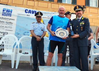 Projeto Nadando Pelos Cartões Postais é destaque no tradicional evento Cavi Sestri Levante