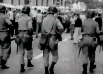 Golpismo do 8/1 pede reforma nas Forças Armadas, avaliam especialistas