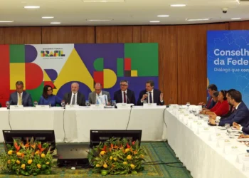 Governo discute baixa adesão a Sistema de Promoção da Igualdade Racial