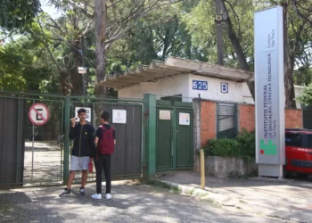 Institutos federais pedem R$ 1 bilhão para alimentação de estudantes