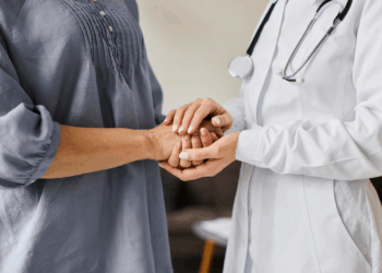 Tratamento com imunobiológicos pode proporcionar qualidade de vida às pessoas que convivem com doenças raras e autoimunes