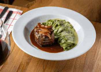Pasta em Casa celebra o Dia da Culinária Italiana com tradição e afeto