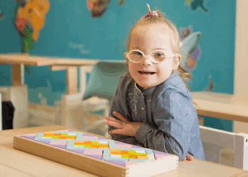 Dia internacional da Síndrome de Down: 3 estratégias para desenvolver a autonomia de crianças