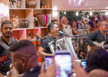 Targino Gondim recebe Alexandre Leão e Tatau na última edição do Boteco do Ginô