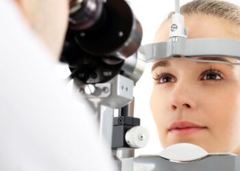 Dia Nacional de Combate ao Glaucoma: clientes podem fazer exames gratuitos em shopping neste fim de semana