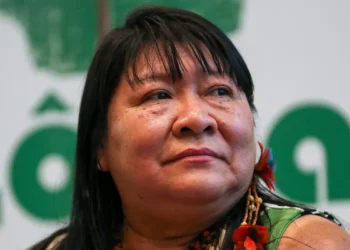 Participação de negros e indígenas no Executivo sobe para 39%