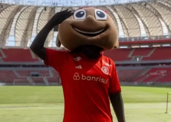 Após denúncia de importunação sexual, mulher vai interpretar mascote do Inter