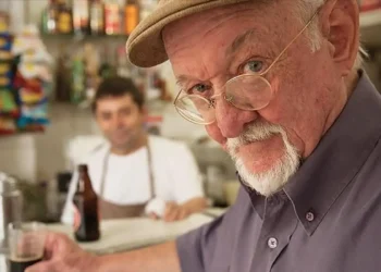 Morre no Rio de Janeiro o cartunista Jaguar, aos 93 anos; um dos fundadores do jornal O Pasquim