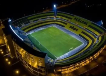 Ministro do Uruguai, Nicola Martinelli solicita semifinal com torcida única contra o Botafogo