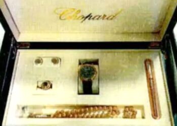 Defesa de Bolsonaro pede arquivamento do caso das joias sauditas