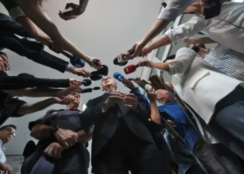 Especialistas mostram pejotização como fraude que precariza jornalismo