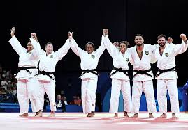 Brasil vence a Itália e leva bronze no judô por equipes