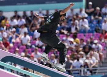 Kelvin Hoefler avança e está nas finais do skate street