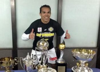 Craque revelado pelo Vitória, Leandro Domingues morre aos 41 anos