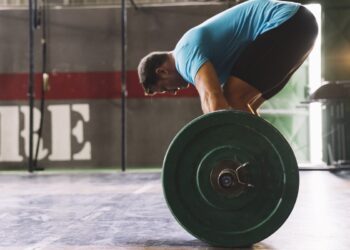 Levantamento de peso faz bem para a saúde, diz estudo