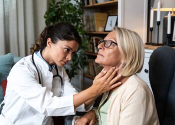 Campanha Agosto Verde Claro alerta para o risco dos linfomas