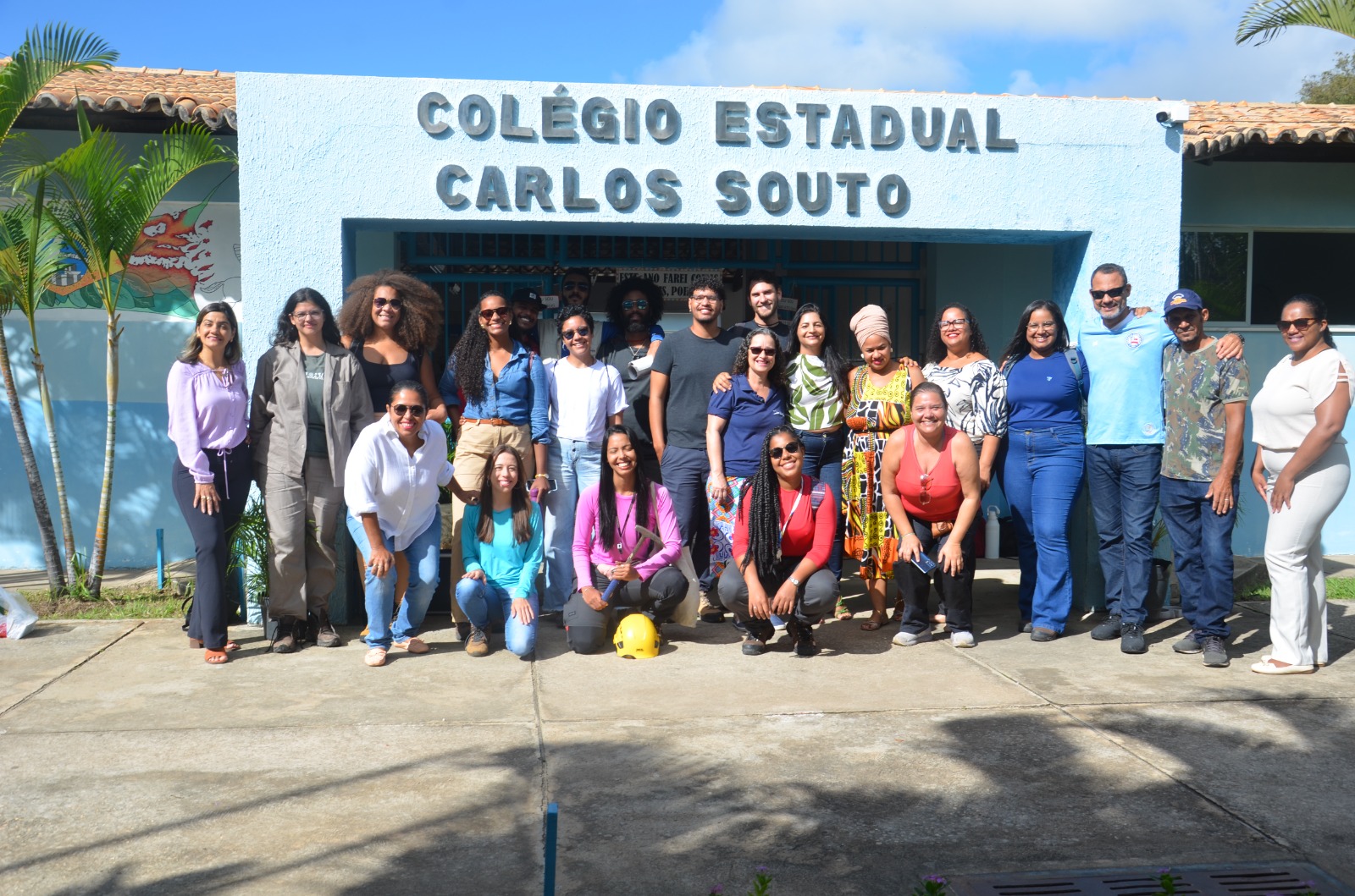 Colégio em Rio de Contas monta litoteca para estudos geológicos com participação da UFBA, de indígenas e quilombolas