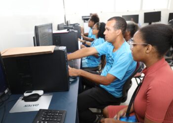 SEC oferece estrutura de apoio à população para matrícula 2024