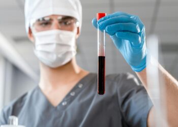 Demanda por transplantes de medula óssea cresce 25,8% no Brasil: Ceará lidera no Nordeste em número de doadores cadastrados