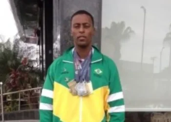 Morre Gutemberg Ferraz, nadador paralímpico do Vasco e multicapeão da categoria S14