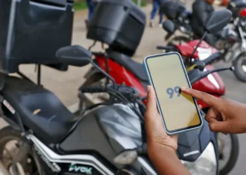 Prefeitura de SP já apreendeu 126 motos de transporte por aplicativo