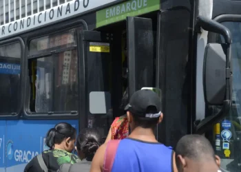 Ônibus do Rio terão ar condicionado monitorado pela prefeitura