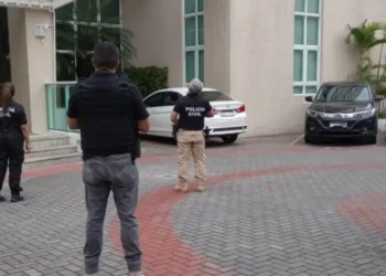 Operação mira organização criminosa envolvida em fraudes tributárias e cumpre mandados em Salvador