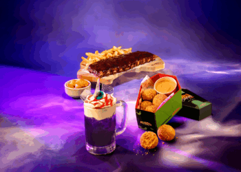 Dia das Bruxas: Outback apresenta menu exclusivo para o Halloween com temática de susto e mistério