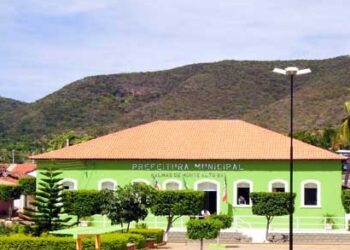 Governo autoriza construção de ponte e faz entregas para a saúde