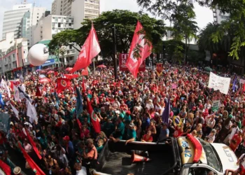 Cidades brasileiras têm atos contra anistia a golpistas neste domingo