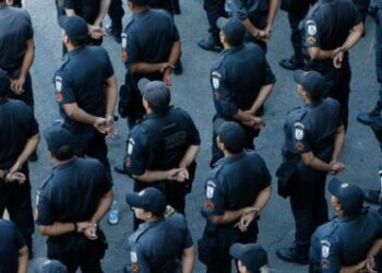 PM reforça ações para evitar que criminosos bloqueiem vias públicas