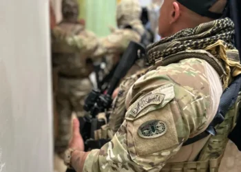 Nordeste de Amaralina: integrante de facção é capturado após tentativa de fuga e breve sequestro