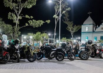 Prado Moto Rock 2024: A paixão sobre duas rodas e o ritmo do rock invadem Prado – BA