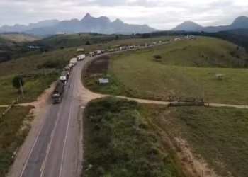 Rodovia é liberada por indígenas após 36h de protesto na Bahia