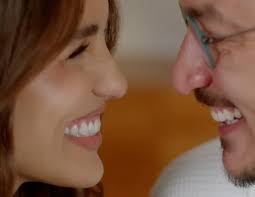 Rafa Kalimann conta com exclusividade sobre o início do relacionamento com o ator Allan Lima e a jornada de reencontro no amor, em campanha do Boticário