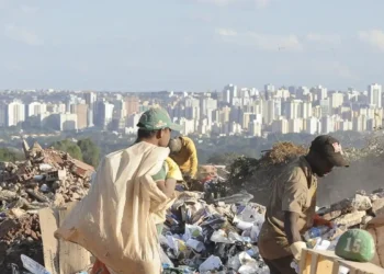 Mais de 41% dos resíduos urbanos tiveram destinação inadequada em 2023