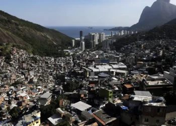 Censo revela quais são as 20 maiores favelas do país; veja a lista