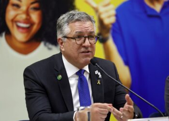 Brasil reduz mortalidade por hepatites, mostra boletim