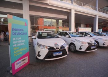 Camaçari recebe veículo para fortalecer serviços socioassistenciais do Centro Pop