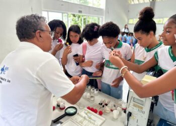 Sedur promove aprendizado ambiental no Horto e na nascente do Rio Capivara