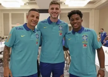 Mais cinco jogadores se apresentam à seleção brasileira nos Estados Unidos