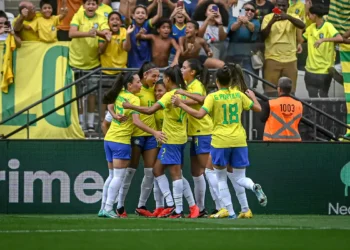 Arthur Elias convoca seleção feminina para 2 amistosos contra os EUA