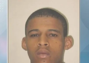 Engomadeira: homem sequestra mãe e filha, atira em jovem e é baleado pela polícia