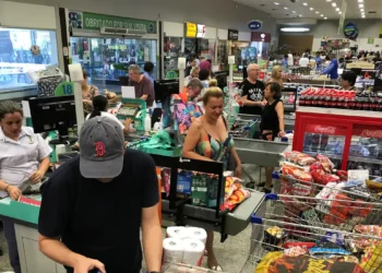 Setor de serviços cresce 0,1% em maio e atinge recorde da série