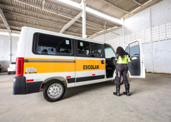 Renovação de alvará para transporte escolar segue até 13 de setembro