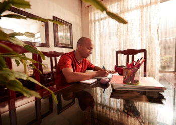 iFood quer ajudar 35 mil pessoas a concluírem o Ensino Médio