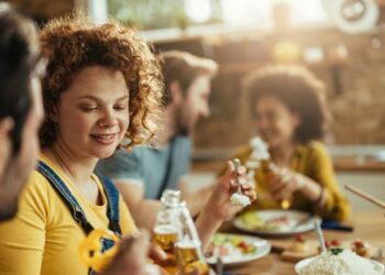 Bares e restaurantes seguram os preços à espera do Carnaval