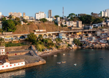 Corrida VoluntariAR celebra os 20 anos da JA Bahia no Comércio de Salvador