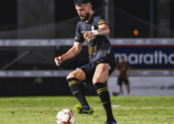 Campeão na base com o Vitória, atacante Allyson Luz vive temporada de destaque no Equador